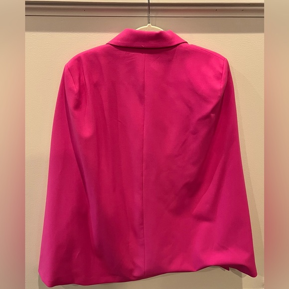 NWT- ZARA- BRIGHT PINK DOUBLE BREASTED BLAZER CAPE- SIZE SMALL - Picture 3 of 6